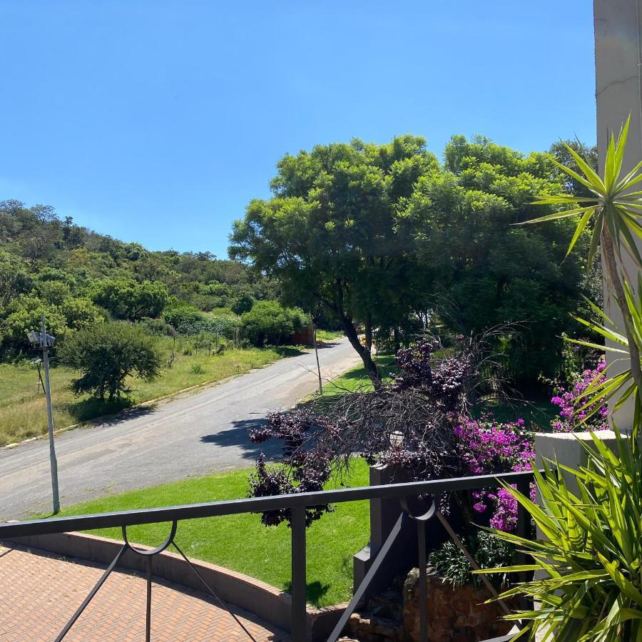 Glenvista Home With A View Johannesburg Eksteriør bilde